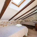 Stone House Ražanac