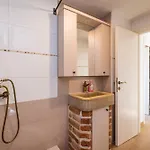 بيت للعطل Stone House *