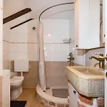Stone House بيت للعطل Ražanac