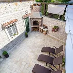 Stone House Ražanac