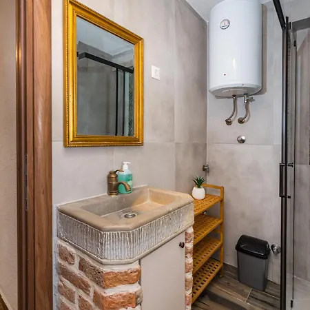 Vakantiehuis Stone House *