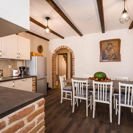 Vakantiehuis Stone House