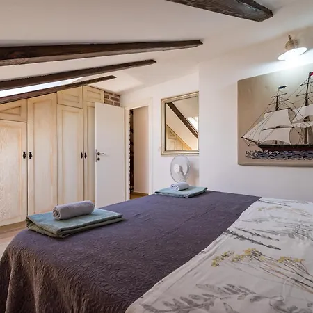 Ferienhaus Stone House Ražanac