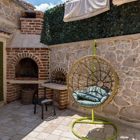 Stone House Ražanac