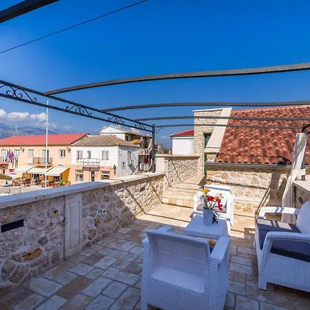 Stone House Ferienhaus