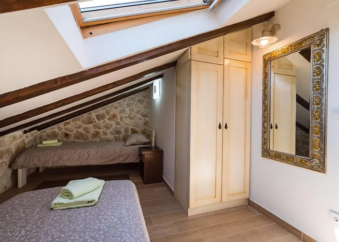 Stone House Ražanac