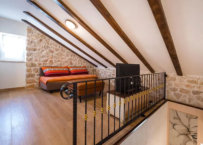 Сasa de vacaciones Stone House