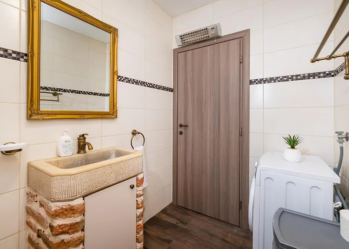 Stone House Ražanac