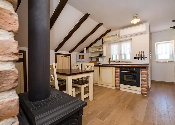 Stone House Сasa de vacaciones Ražanac