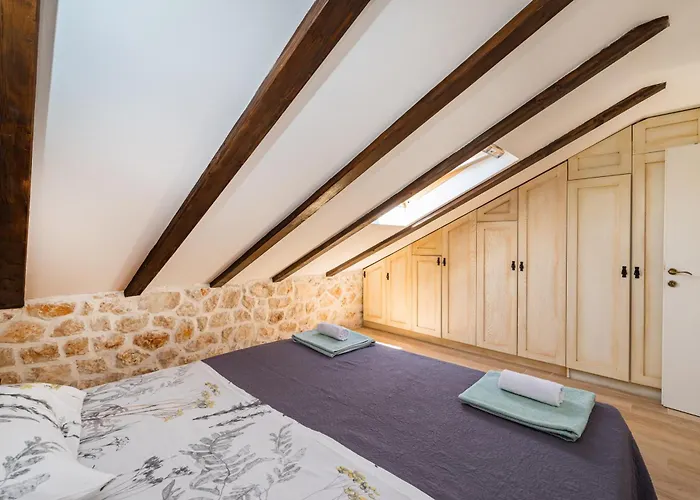 Сasa de vacaciones Stone House