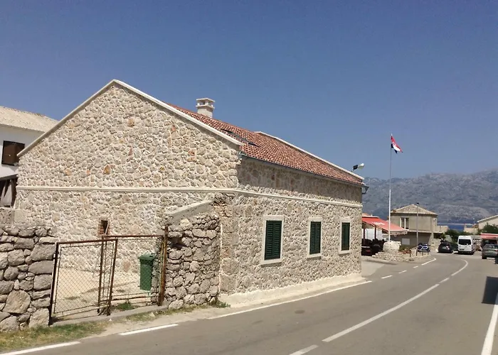 Stone House Ražanac