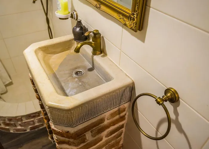 Stone House * Ražanac