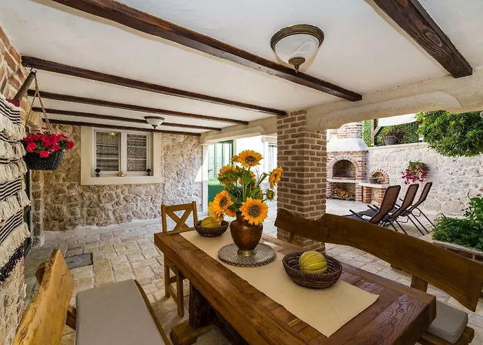 Stone House Ražanac