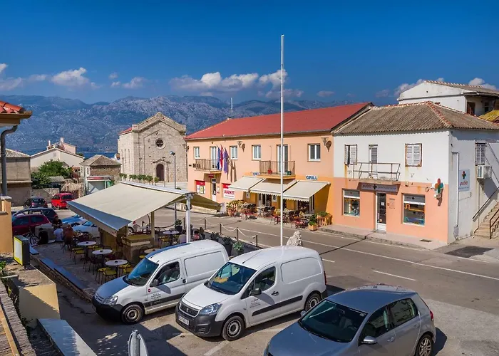 Stone House * Ražanac