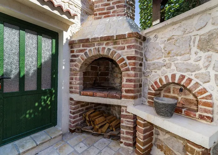 Stone House Сasa de vacaciones